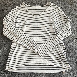 GAP White and Black Striped Long Sleeve Tee